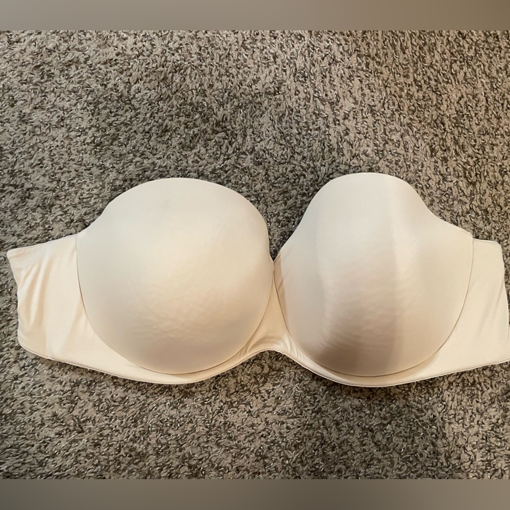 Ambrielle Beige Strapless Bra